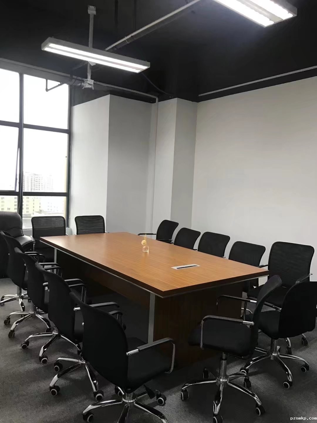 优米体育官网下载安装手机版(深圳)分公司会议室